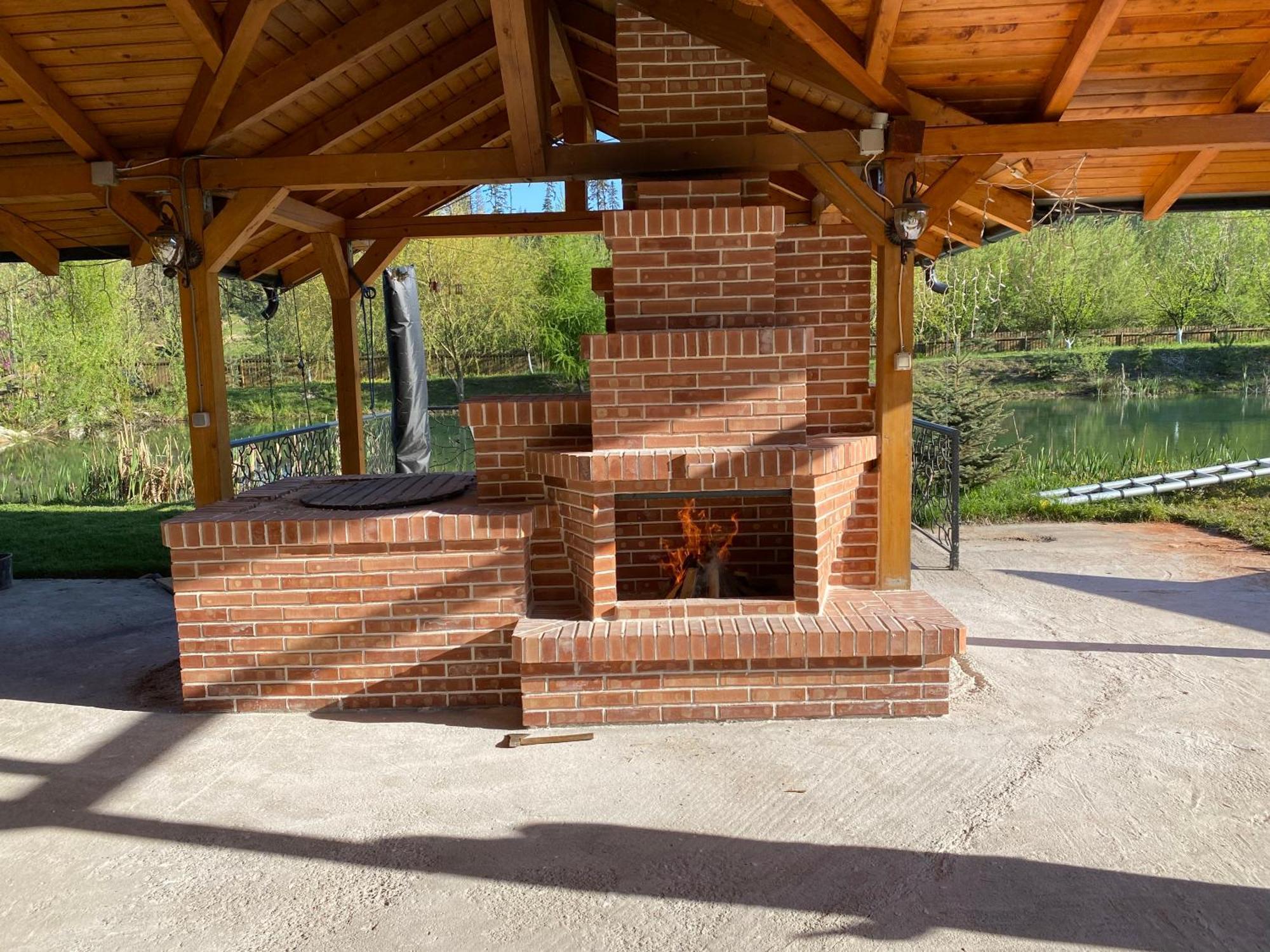 Moonlake Chalet Gainesti Exteriör bild